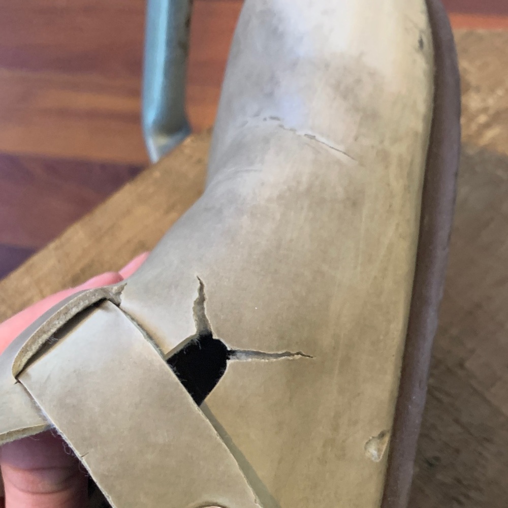Cushionaire Women's Clog Mule in Light Tan - Picture 6 of 9